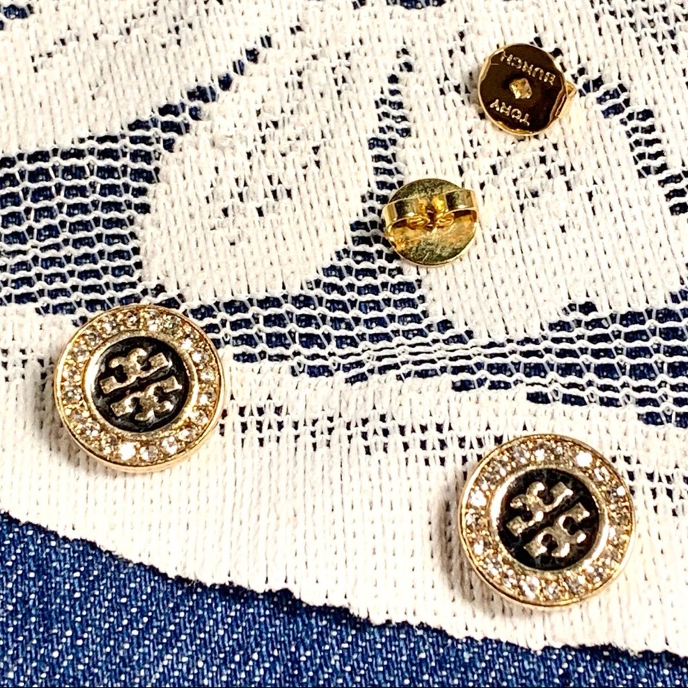 3 items free shipping Tory Burch circle earrings